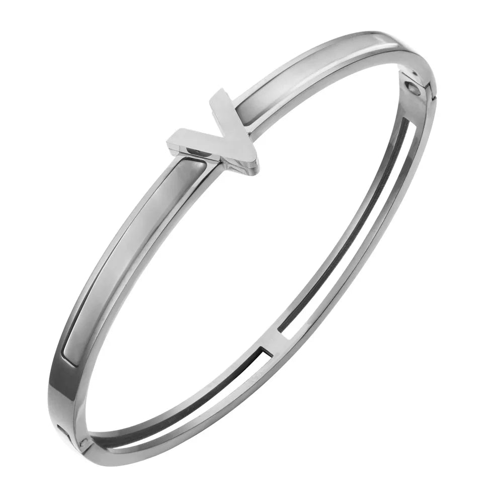 ⨠JINHUI 18k Gold Plated Stainless Steel V Letter Cuff Bangle ā Trendy Charm Bracelet