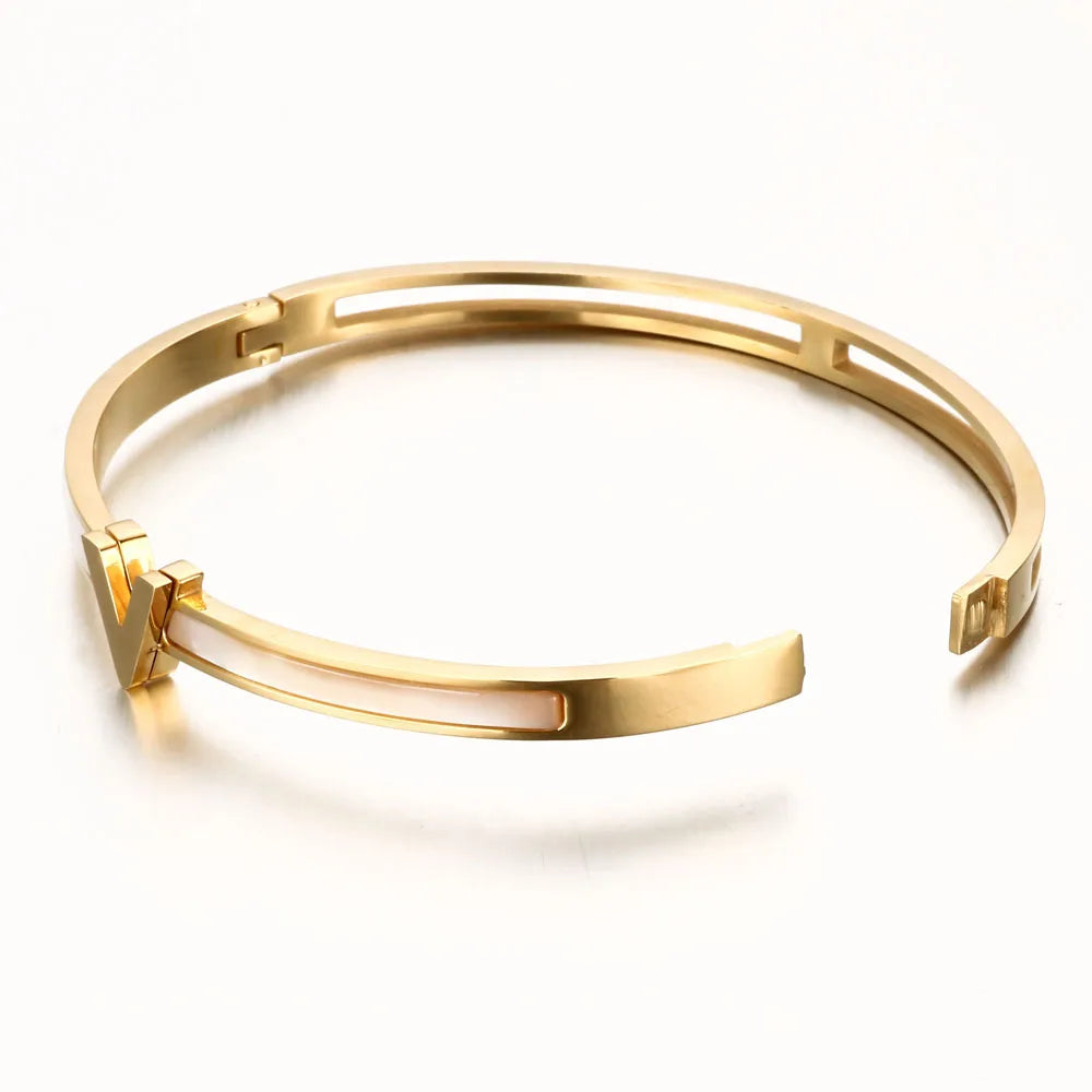 ⨠JINHUI 18k Gold Plated Stainless Steel V Letter Cuff Bangle ā Trendy Charm Bracelet