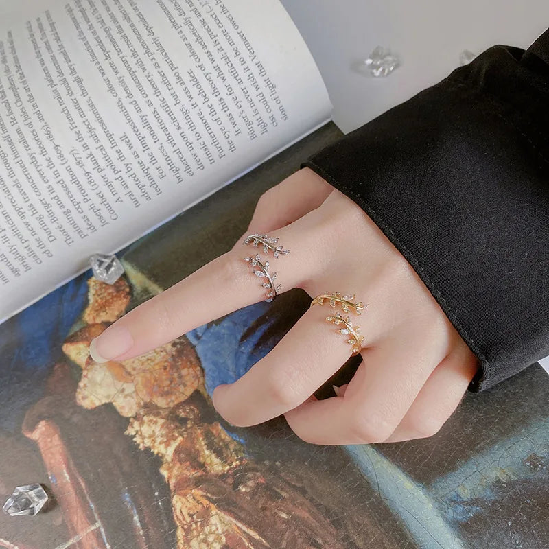 🌿 925 Sterling Silver Adjustable Branch Ring – Elegant Zircon Wedding Jewelry