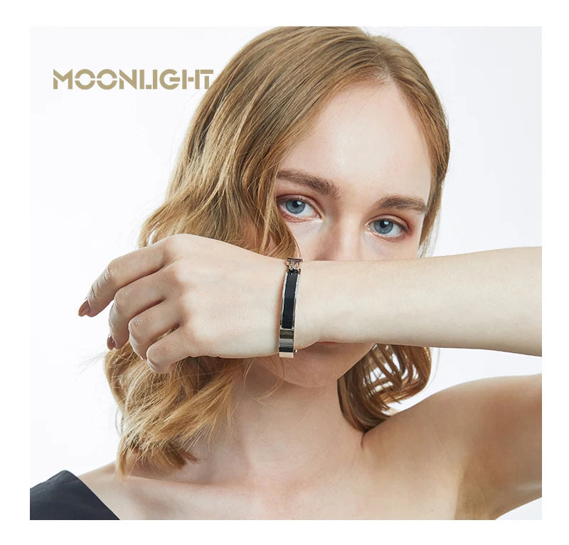 🌟 MOONLIGHT Armreif aus 18 Karat rosévergoldetem Titanstahl