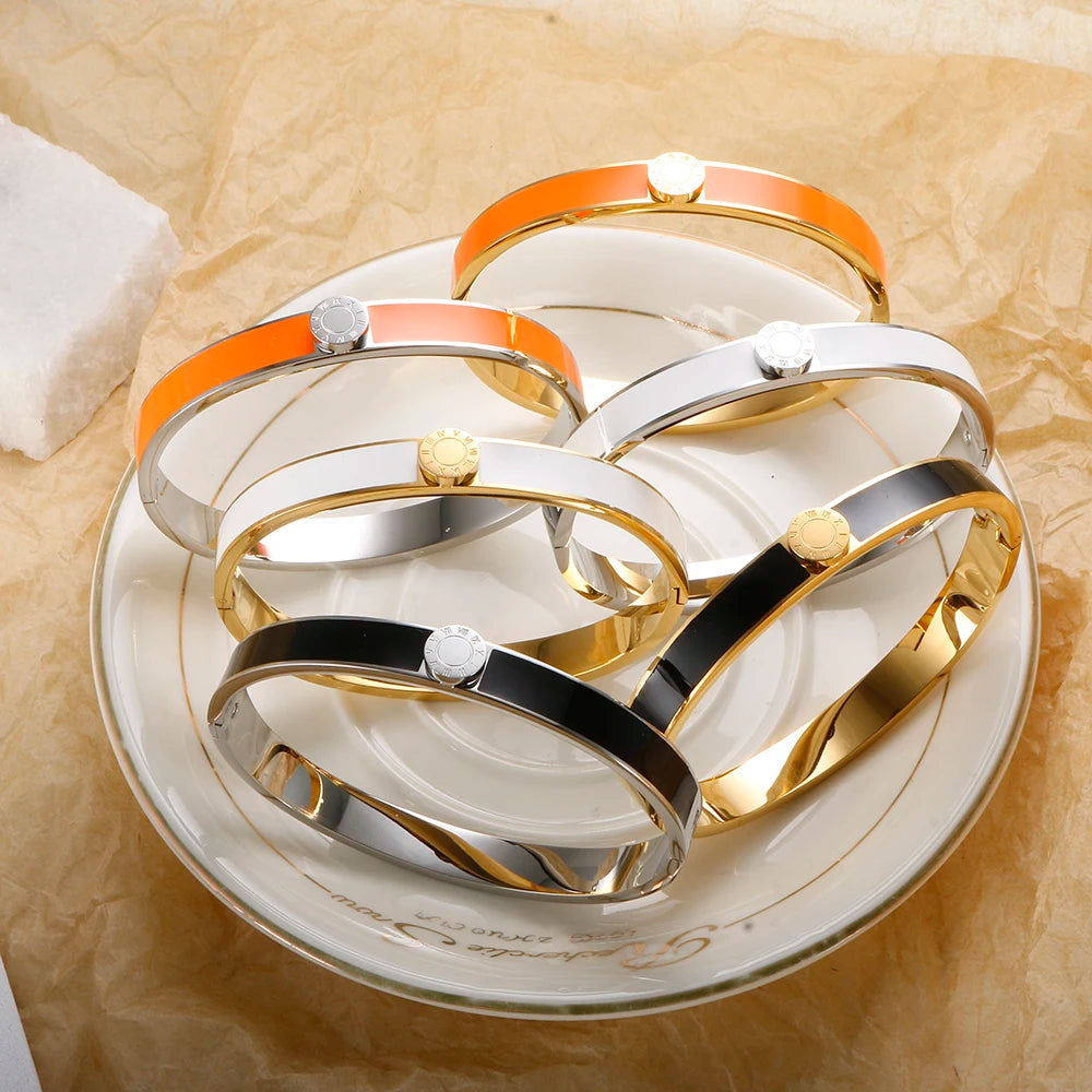 💫 JINHUI 18 Karat vergoldetes Edelstahl-Emaille-Armreif- und Ringset – Klassischer Schmuck mit römischen Ziffern