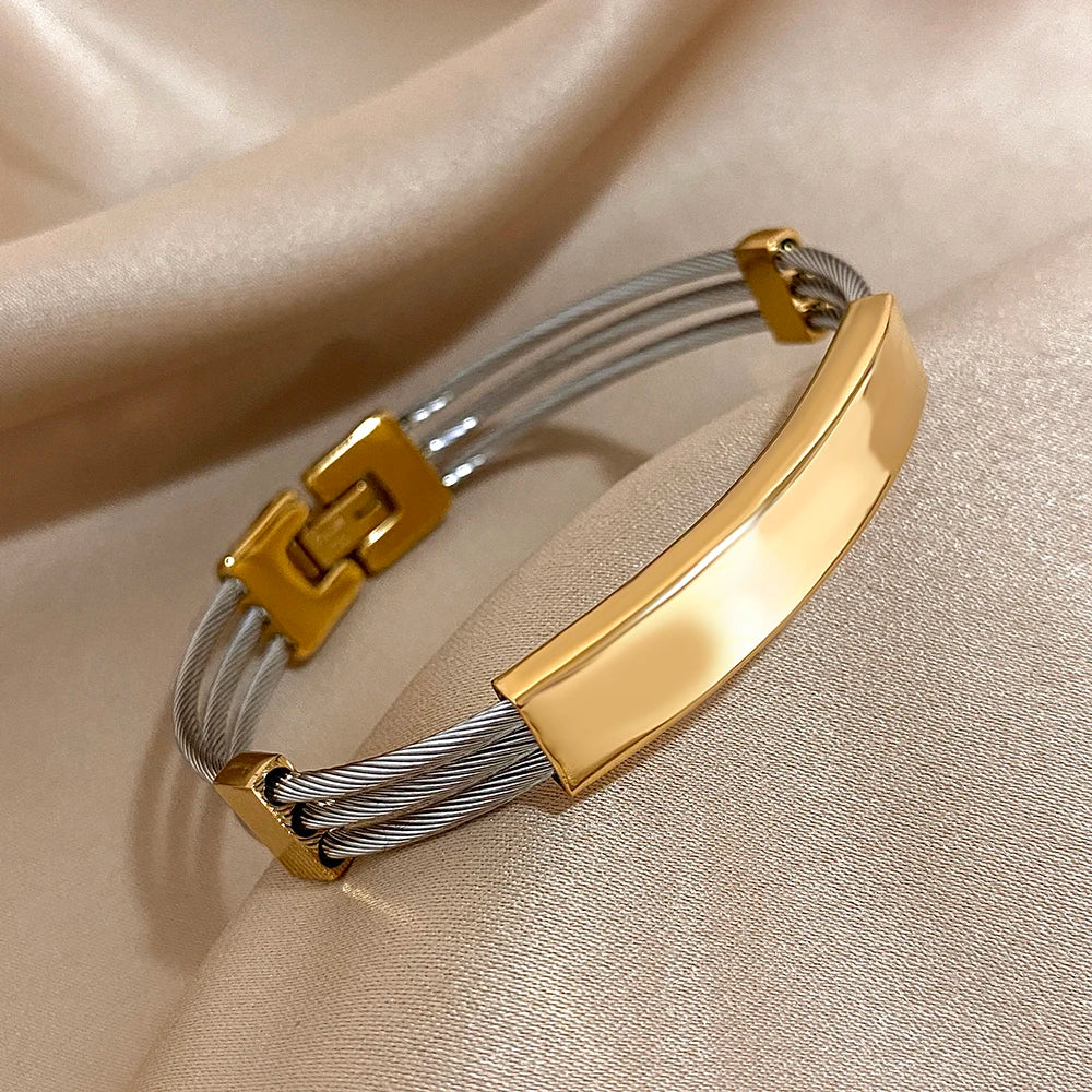 🌟 18 Karat vergoldetes Greatera-Armband aus dreifarbigem gebogenem Draht – Edelstahl