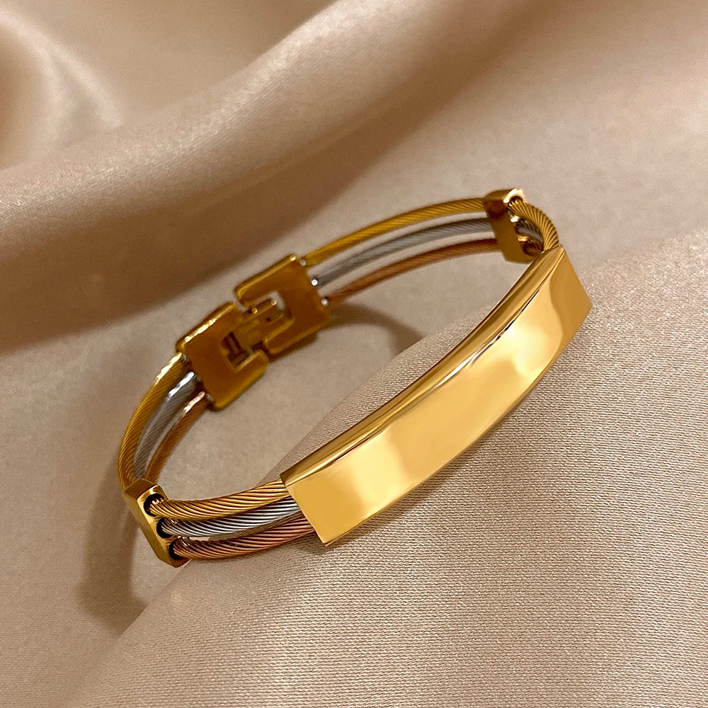 🌟 18 Karat vergoldetes Greatera-Armband aus dreifarbigem gebogenem Draht – Edelstahl