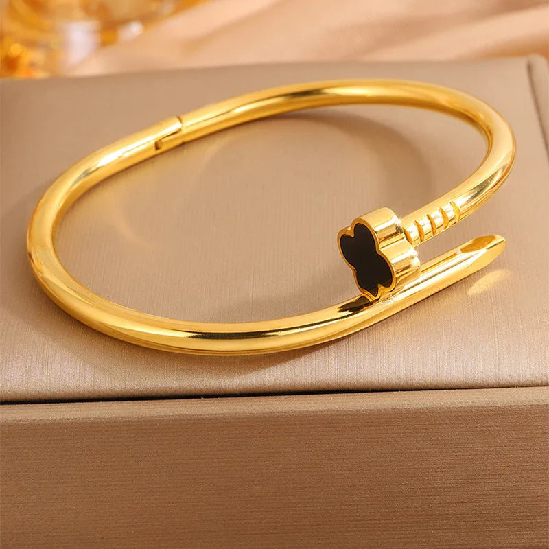 π Four-Leaf Clover Inlaid Zircon Bracelet β 18k Gold Plated Stainless Steel | Elegant Couple Gift | Daily & Party Jewelry