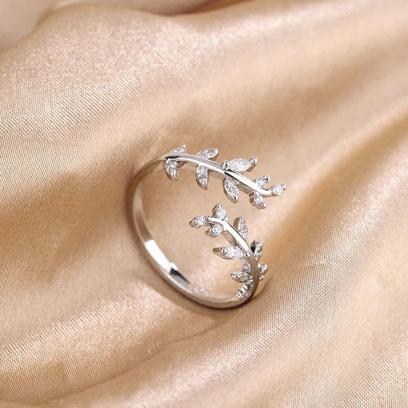 🌿 925 Sterling Silver Adjustable Branch Ring – Elegant Zircon Wedding Jewelry