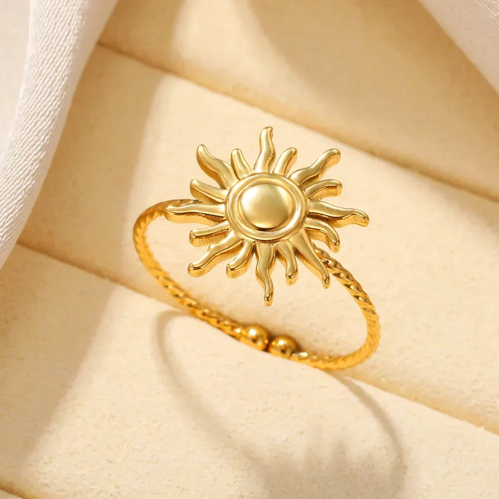 💍 Aesthetic Gold Heart – Stainless Steel Waterproof Ring_2