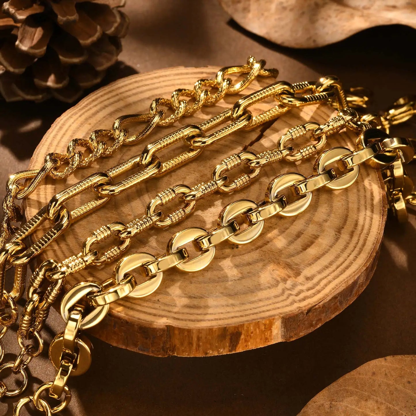 ✨ 18K Gold Plated Geometric Charm Bracelet – Stainless Steel Twist Chain for Women and Girls