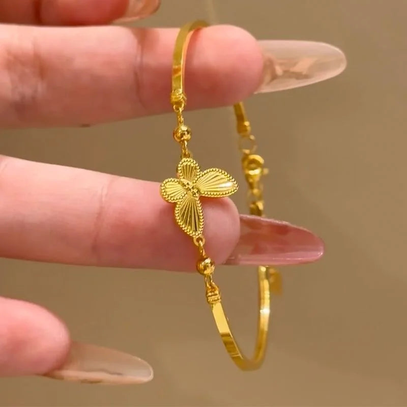 🦋 Elegantes goldenes Schmetterlingsarmband – Leichter Luxus im koreanischen Stil
