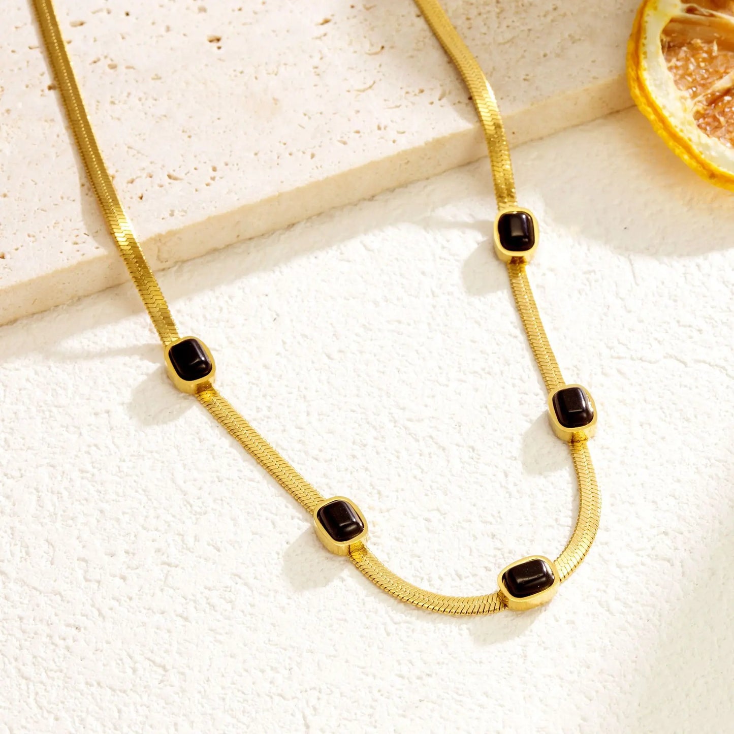 💛 Trendy Stainless Steel Heart Pearl Pendant Necklace – Gold Color