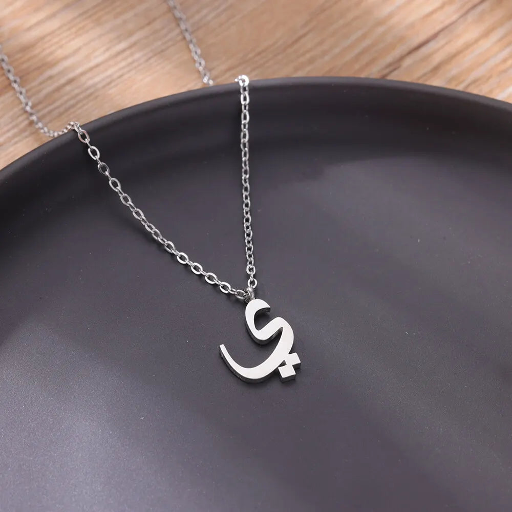 💫 Arabic Letter Name Pendant Necklace – Elegant Stainless Steel Choker for Women