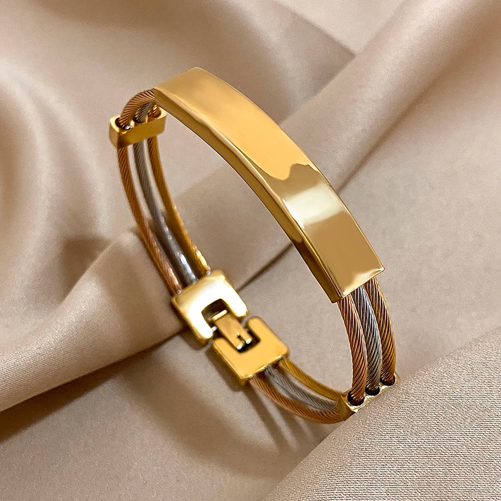 🌟 18 Karat vergoldetes Greatera-Armband aus dreifarbigem gebogenem Draht – Edelstahl