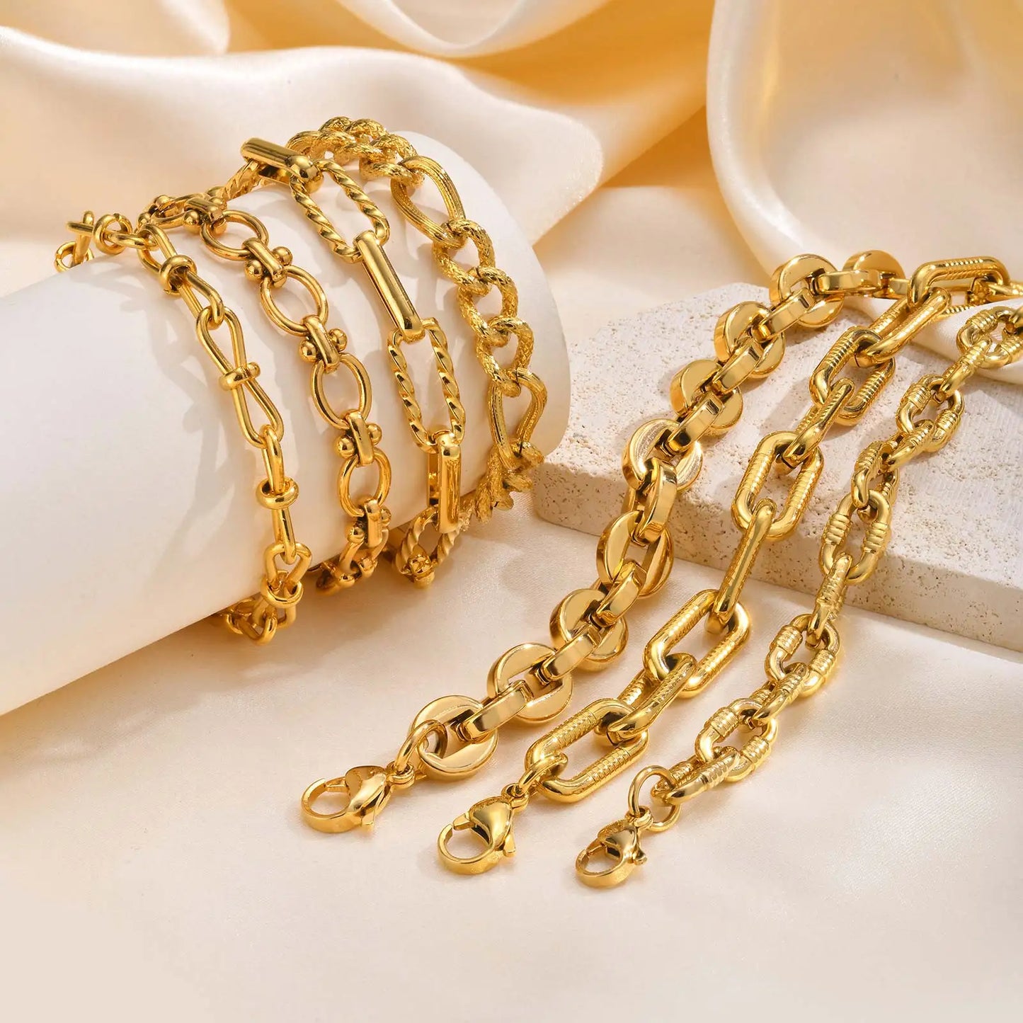 ✨ 18K Gold Plated Geometric Charm Bracelet – Stainless Steel Twist Chain for Women and Girls