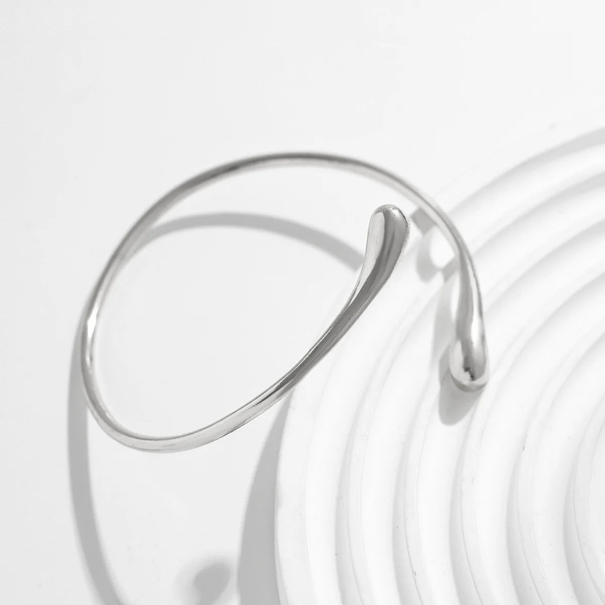 💧 Water Drop Upper Arm Bracelet