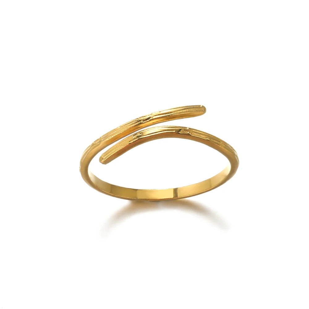 ✨ Gold Ring – 18K Gold Plated Stainless Steel Couple Band-3