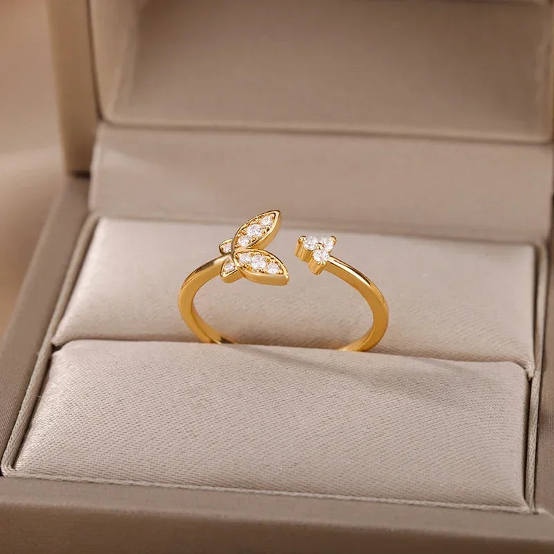 💍 Aesthetic Gold Heart – Stainless Steel Waterproof Ring-3