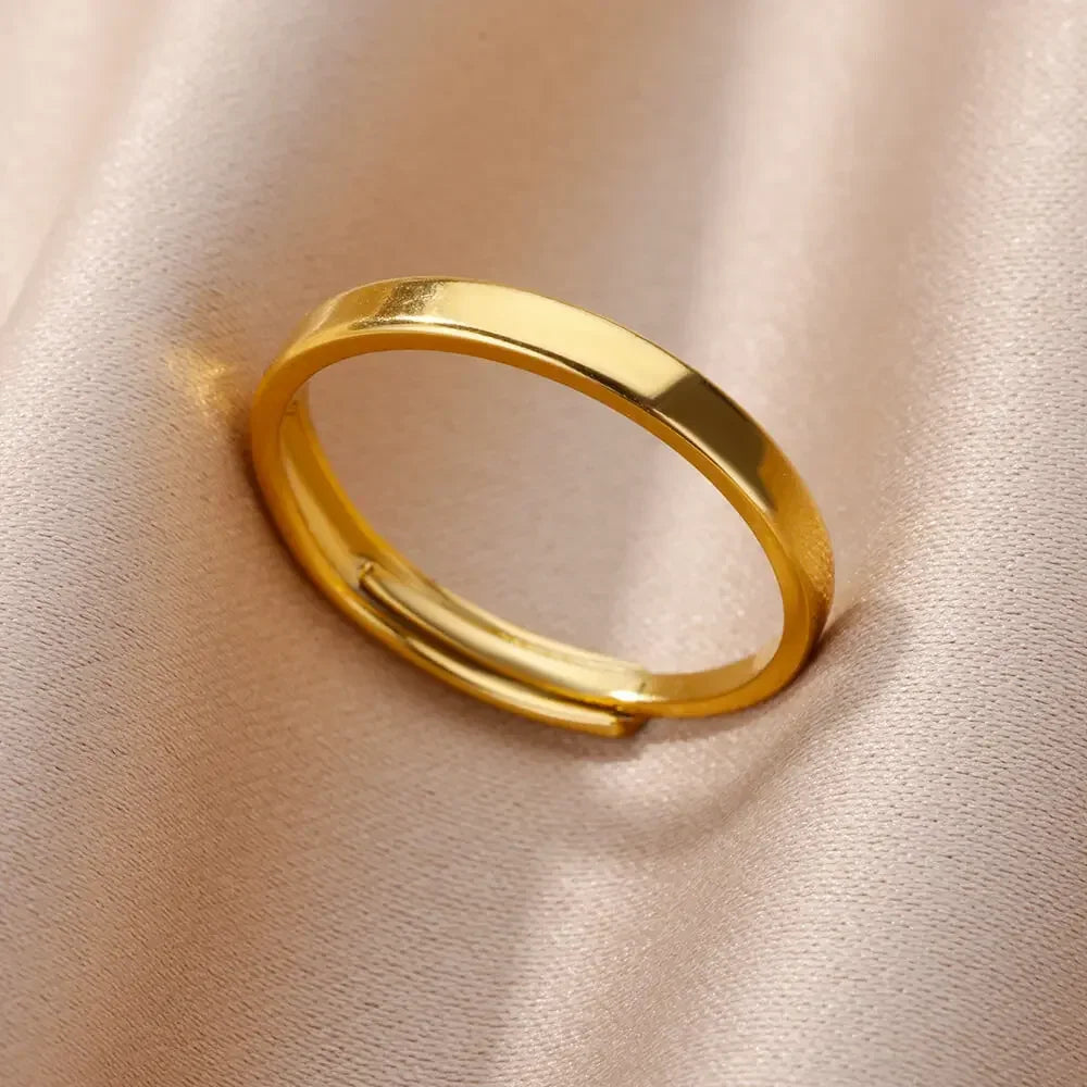💍 Aesthetic Gold Heart – Stainless Steel Waterproof Ring