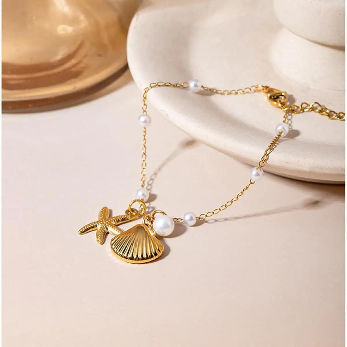 🌊 Ocean-Inspired Shell Pearl and Starfish Bracelet – 18K Gold Plated Summer Charm
