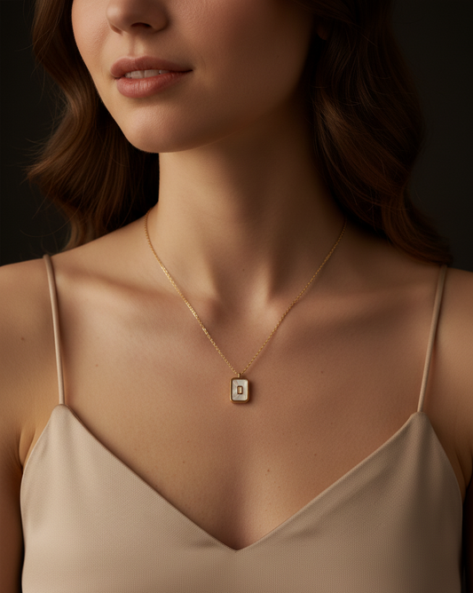 Trendige Halsketten aus Edelstahl 