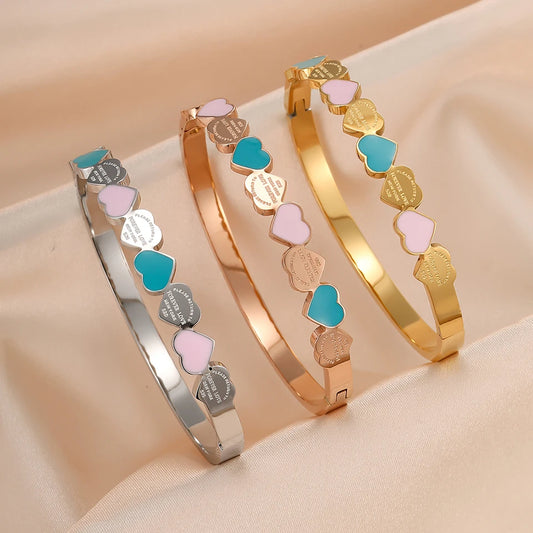 ❤️ Modischer Armreif mit Herzanhänger – Edelstahl-Hochzeitsarmband | Elegantes Schmuckgeschenk für Frauen