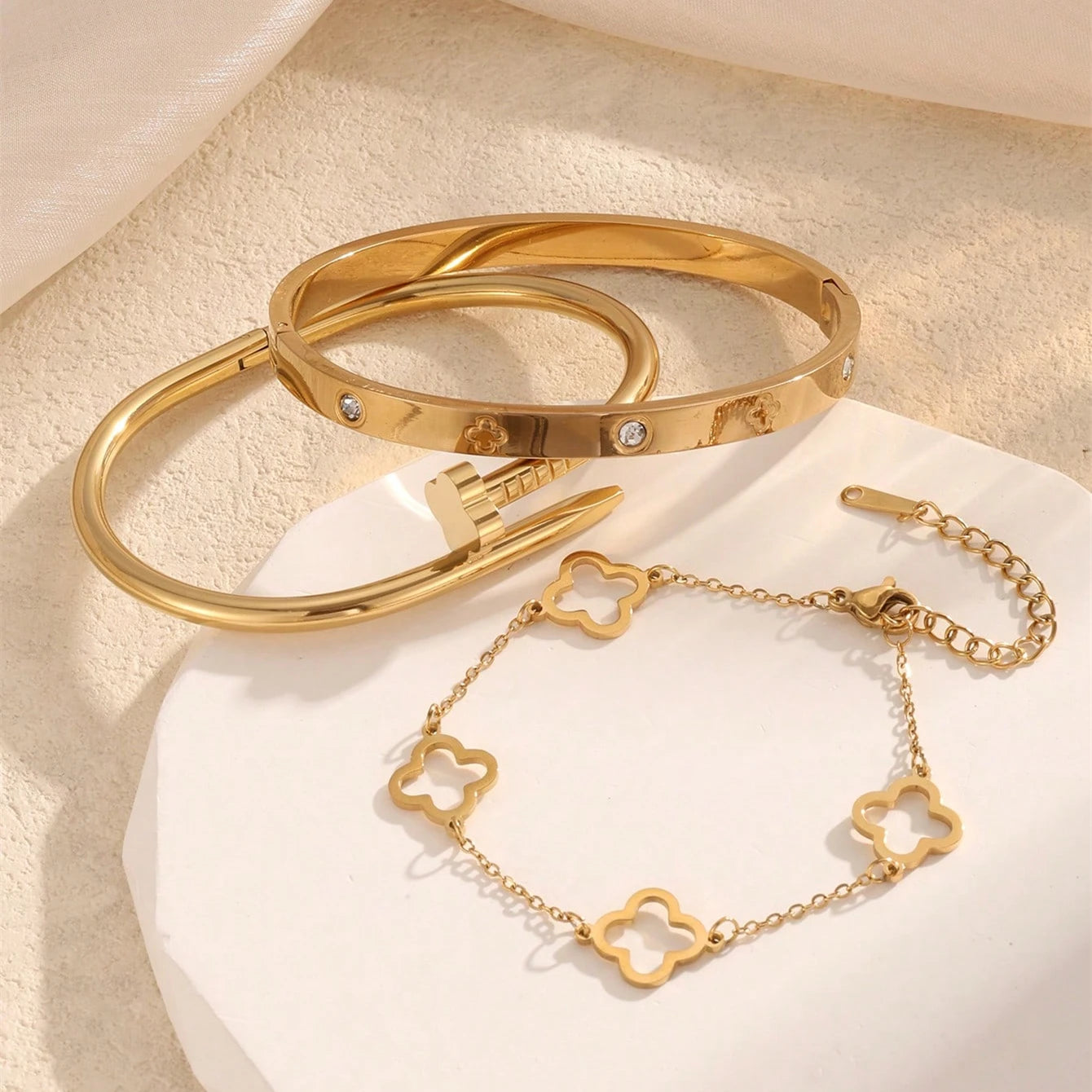 ✨ 3PCS French Lucky Clover Bracelet Set – Elegant Stainless Steel for Women