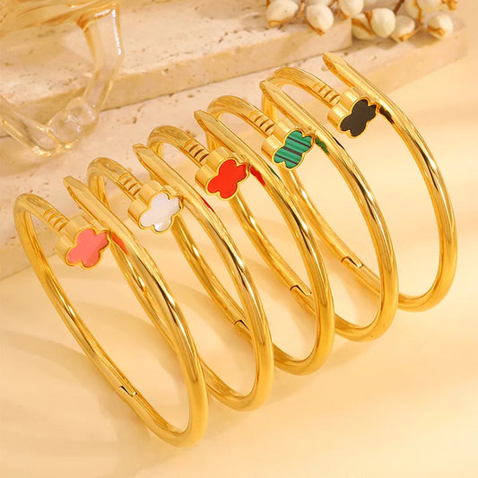 🍀 Armband mit vierblättrigem Kleeblatt und Zirkonia – 18 Karat vergoldeter Edelstahl | Elegantes Geschenk für Paare | Schmuck für Alltag und Party 