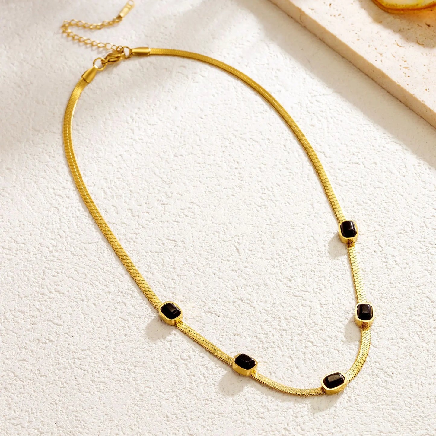 💛 Trendy Stainless Steel Heart Pearl Pendant Necklace – Gold Color