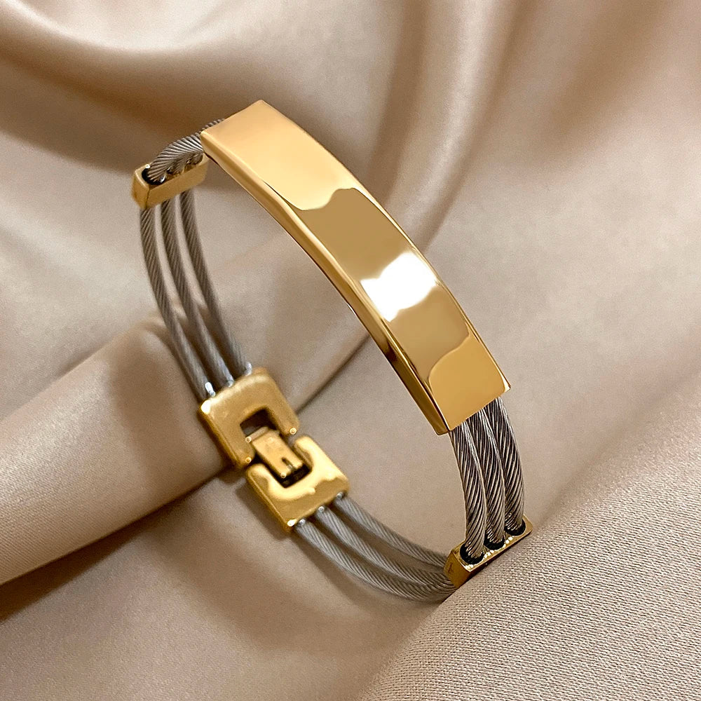 🌟 18 Karat vergoldetes Greatera-Armband aus dreifarbigem gebogenem Draht – Edelstahl 