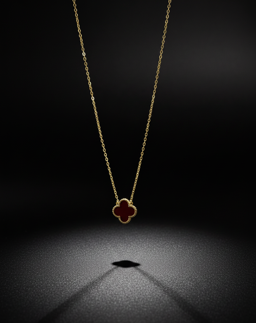 Einzelne vierblättrige Goldschlange Edelstahl Halskette